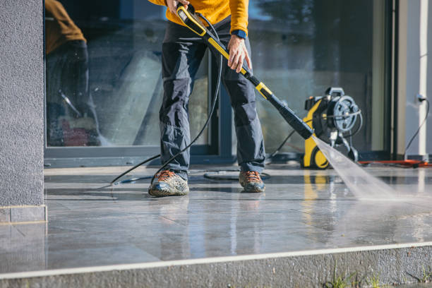 Best Sidewalk and Walkway Cleaning  in Hillsborough, CA